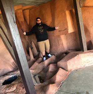 Meet your Posher, Dominic